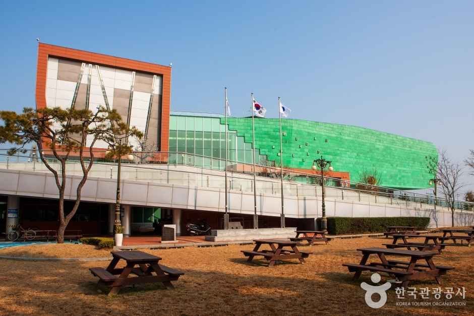 군산근대역사박물관 외관