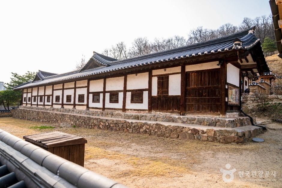 안동 임청각 본채