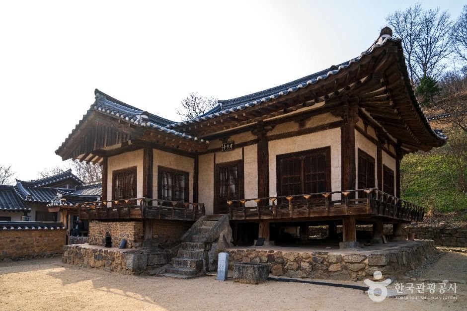 임청각 군자정