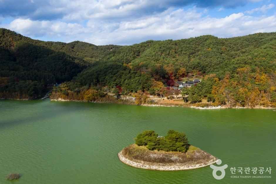 안동호 위 시사단 항공사진