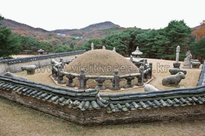 서오릉 경릉 봉분